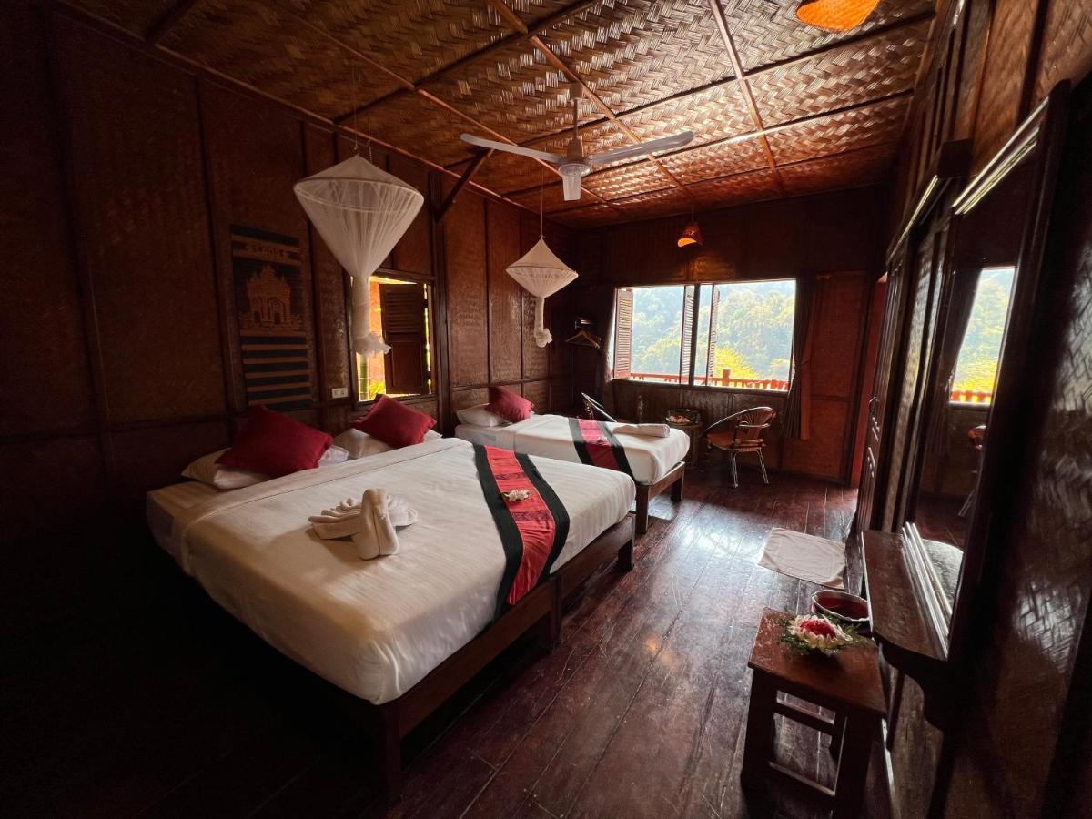 Mekong Riverside Lodge Pakbeng Bagian luar foto