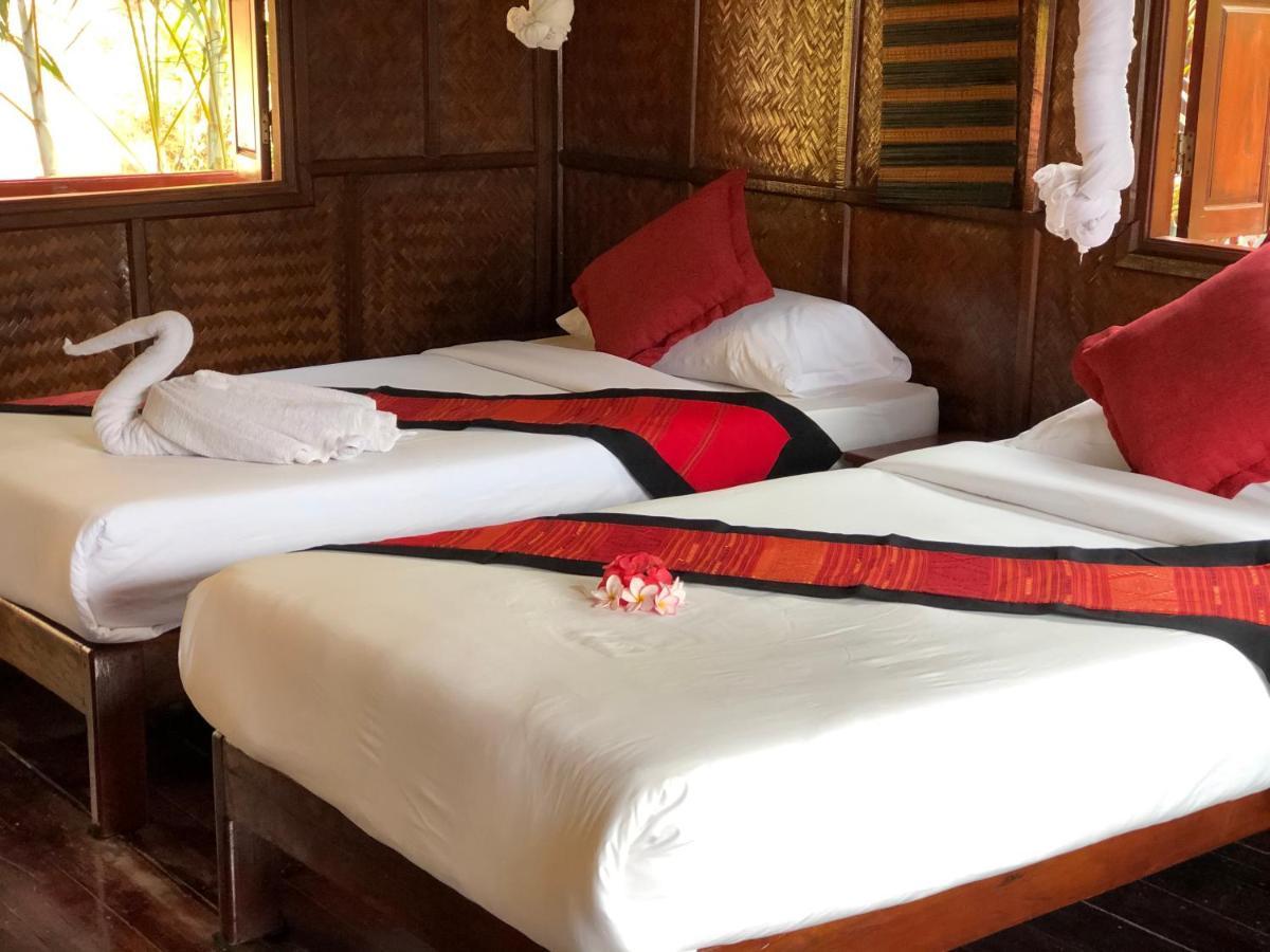 Mekong Riverside Lodge Pakbeng Bagian luar foto