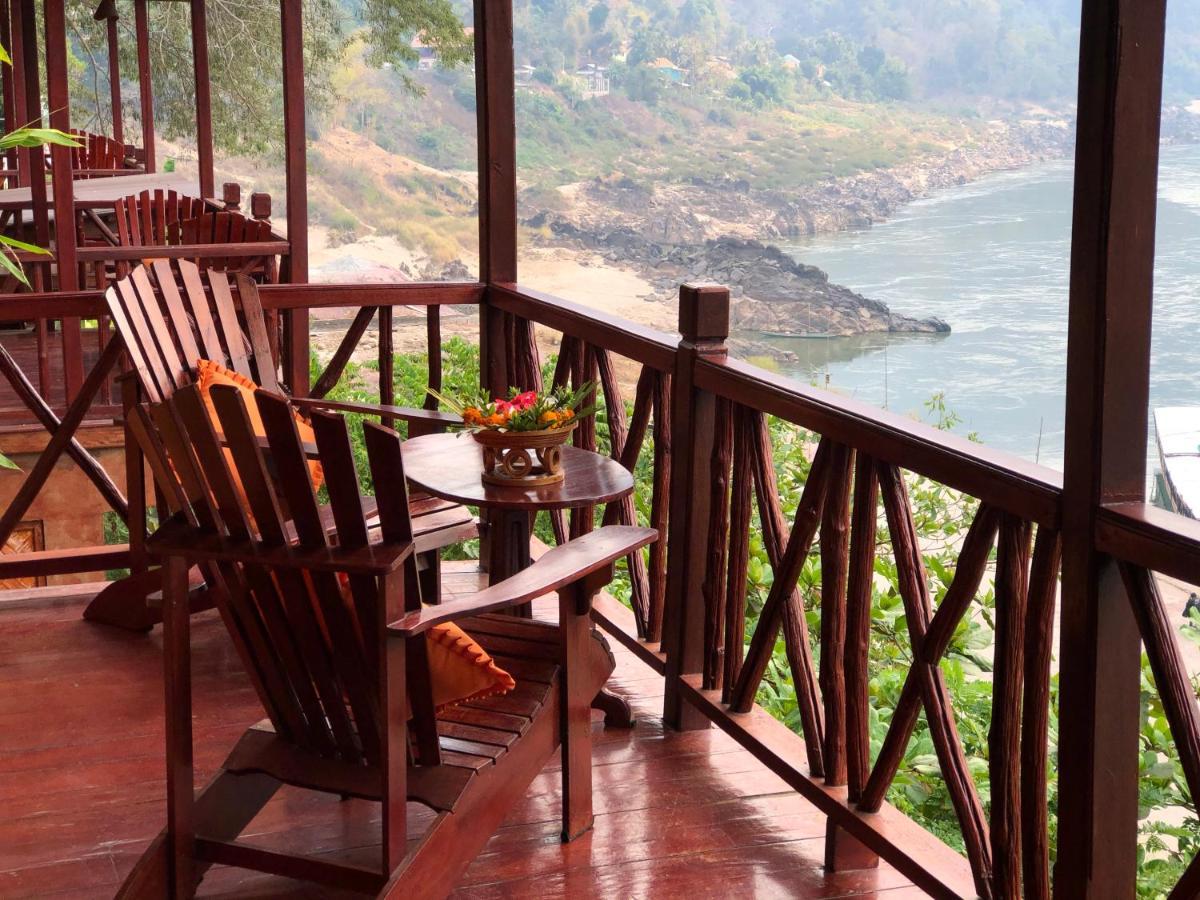 Mekong Riverside Lodge Pakbeng Bagian luar foto